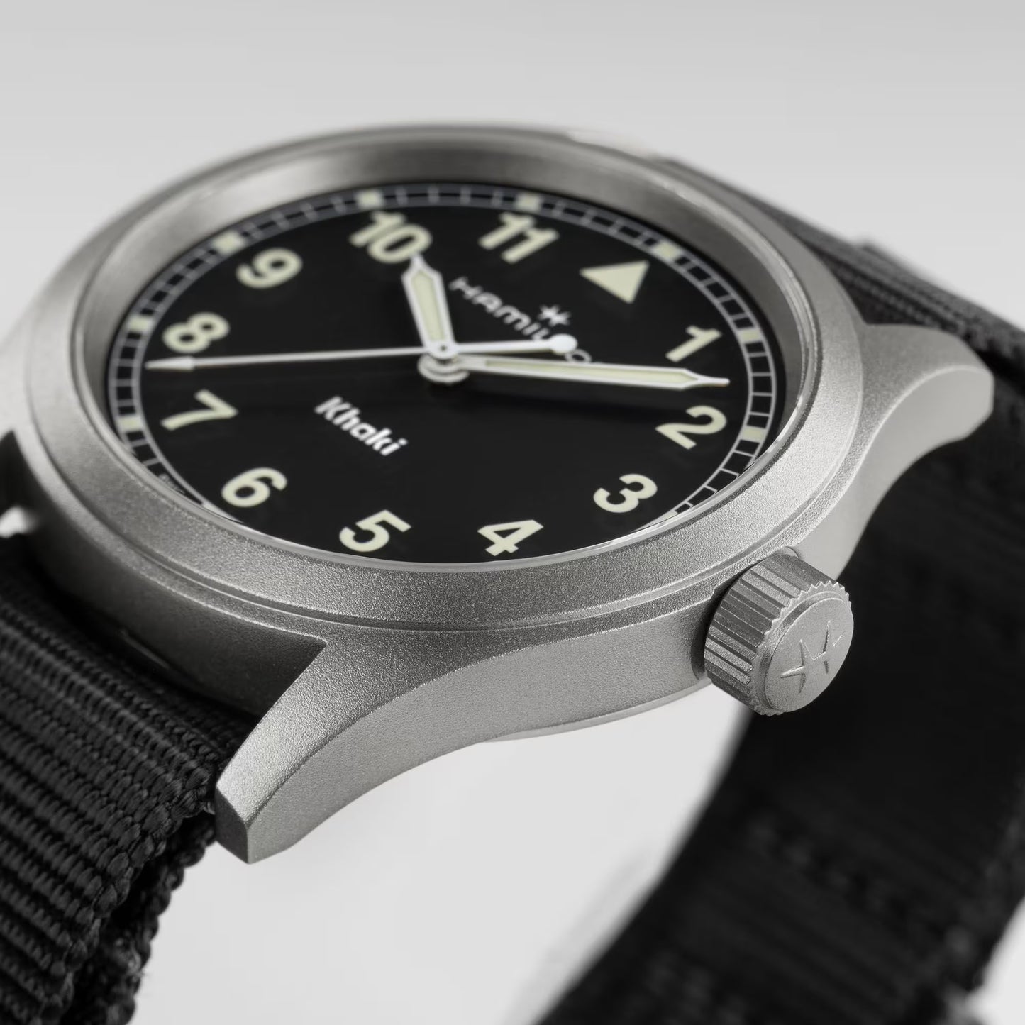 HAMILTON - Khaki Field Quartz 38 mm